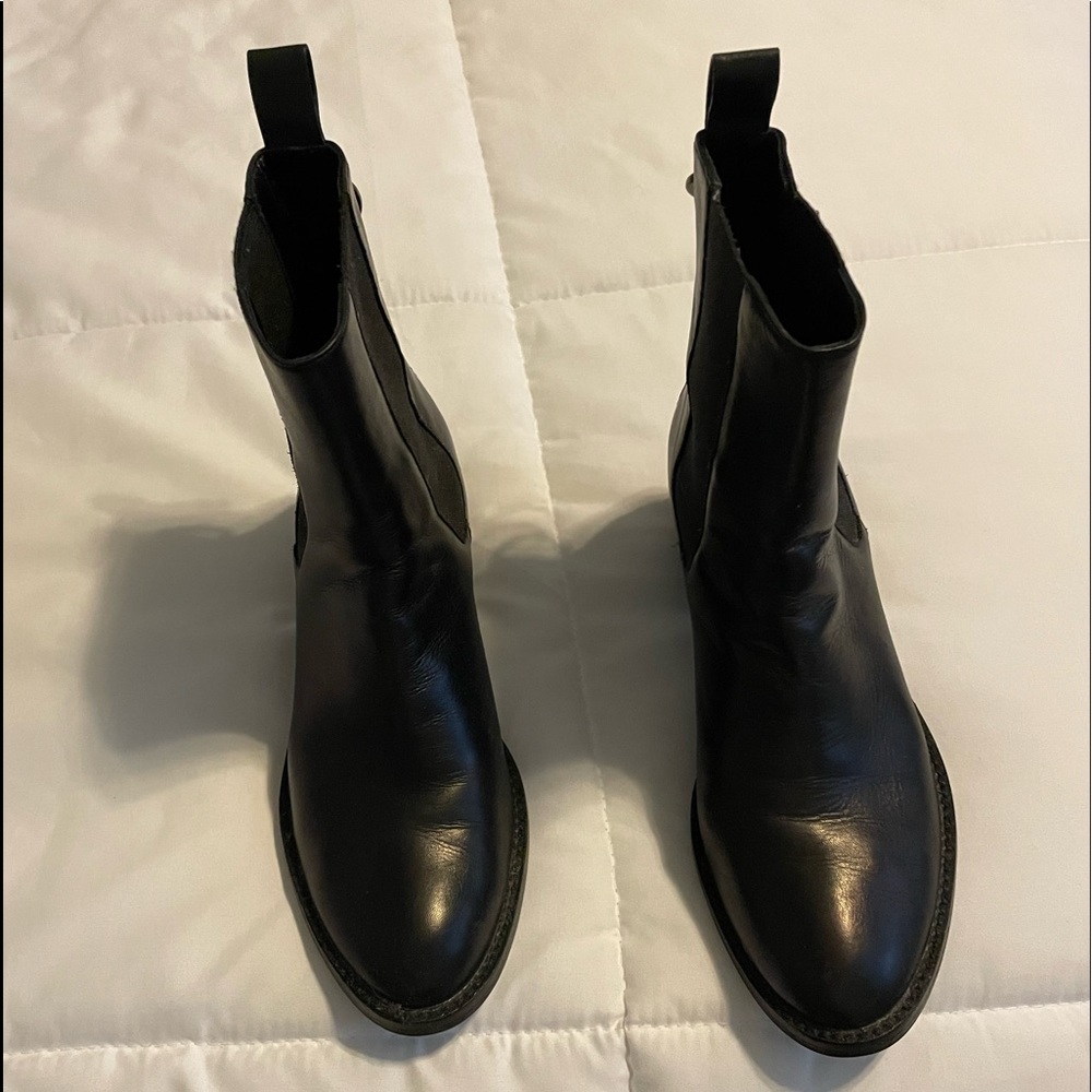 Cole Haan Nike air short black boot